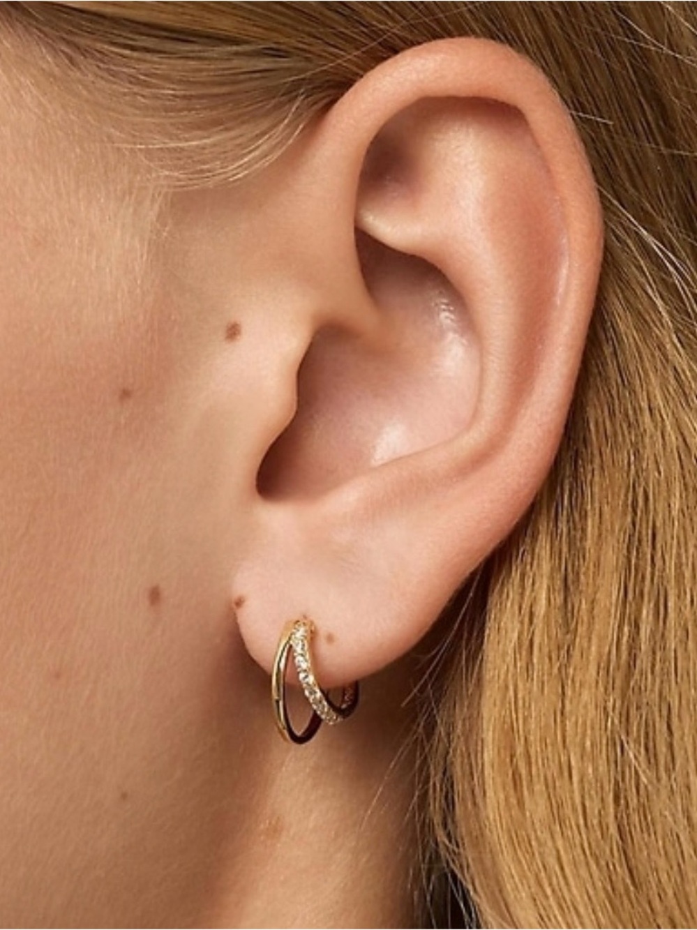 NEW🤩 Ana Luisa Toda mini cuff gold earrings - Picture 4 of 4
